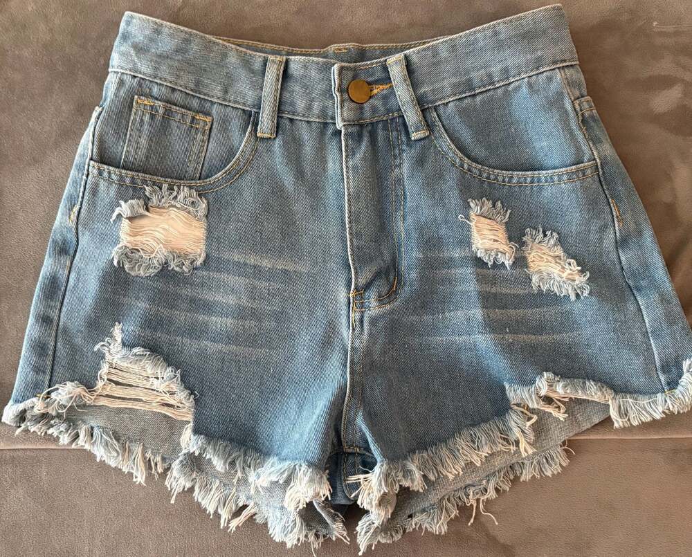 Light Wash Distressed Raw Hem Denim Shorts XS New